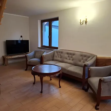 Bialy Dla 6 Osob Oraz Sternika Dla 4 Osob - Jezioro, Las, Wiejski Klimat Miedzychod