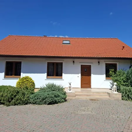 Bialy Dla 8 Osob Oraz Sternika Dla 4 Osob - Jezioro, Las, Wiejski Klimat Ferienhaus Miedzychod
