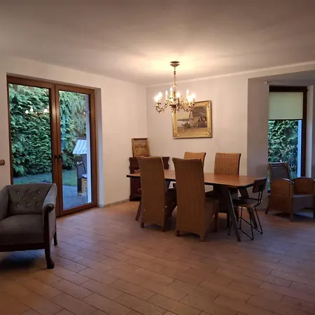 Bialy Dla 8 Osob Oraz Sternika Dla 4 Osob - Jezioro, Las, Wiejski Klimat Ferienhaus Miedzychod