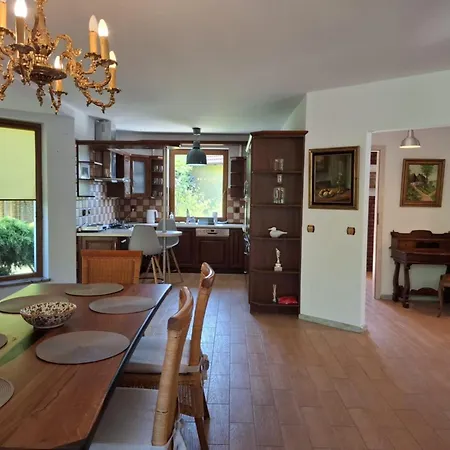 Bialy Dla 6 Osob Oraz Sternika Dla 4 Osob - Jezioro, Las, Wiejski Klimat