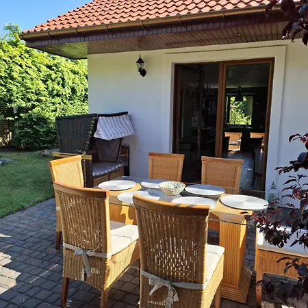 Bialy Dla 8 Osob Oraz Sternika Dla 4 Osob - Jezioro, Las, Wiejski Klimat Ferienhaus Miedzychod