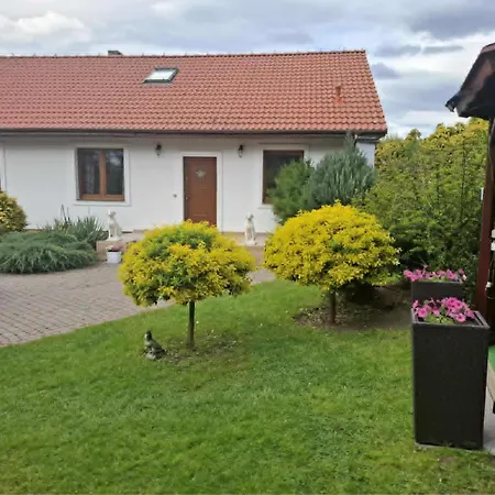 Bialy Dla 8 Osob Oraz Sternika Dla 4 Osob - Jezioro, Las, Wiejski Klimat Ferienhaus