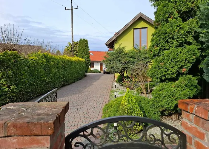 Bialy Dla 6 Osob Oraz Sternika Dla 4 Osob - Jezioro, Las, Wiejski Klimat *