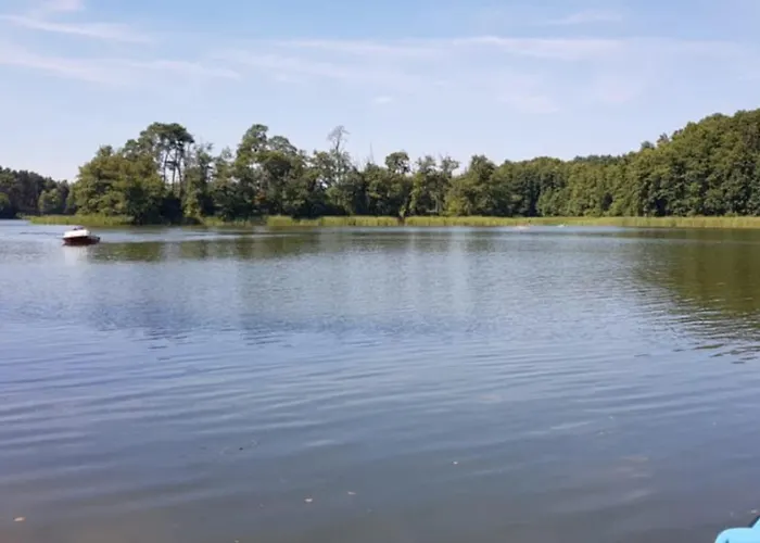 Bialy Dla 6 Osob Oraz Sternika Dla 4 Osob - Jezioro, Las, Wiejski Klimat Miedzychod